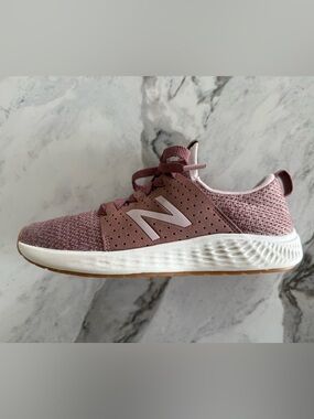 New Balance Dusty Rose Knit Low-Top Sneaker